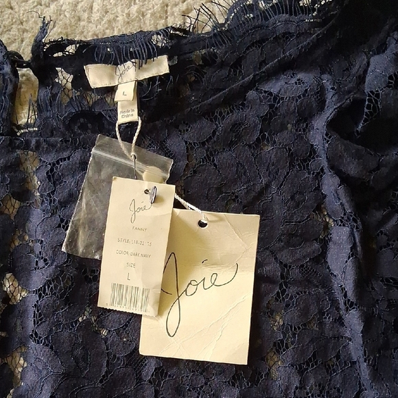 New Joie Midnight Blue Lace Blouse - Picture 3 of 6